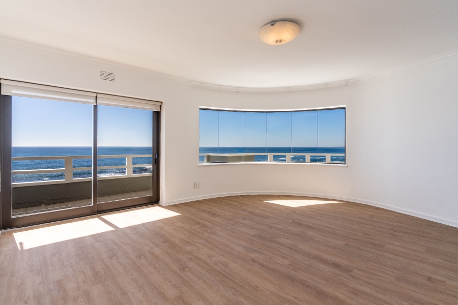 3 Bedroom Property for Sale in Sea Point Western Cape